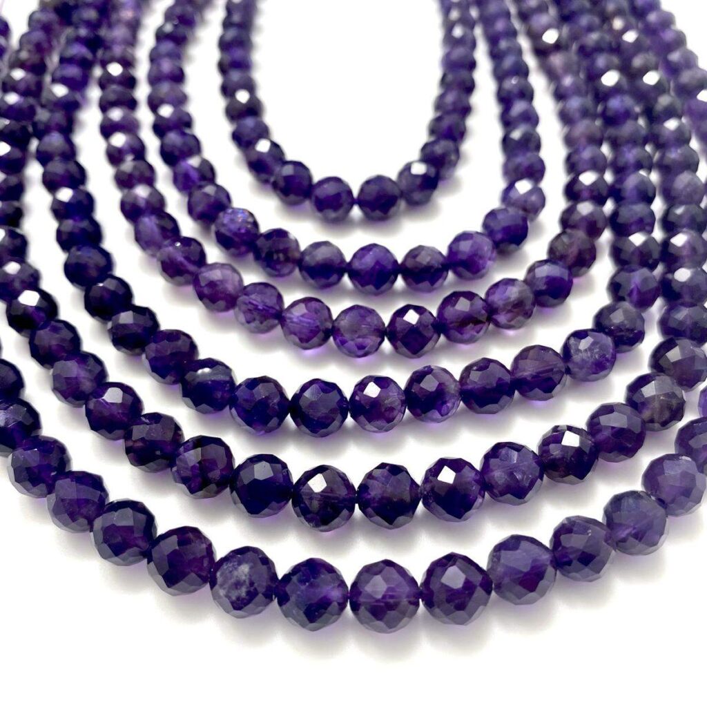amethyst 0015 .a faceted round 8mm