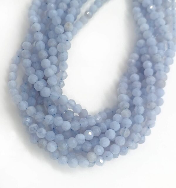blue lace agate 01112 faceted round 4mm