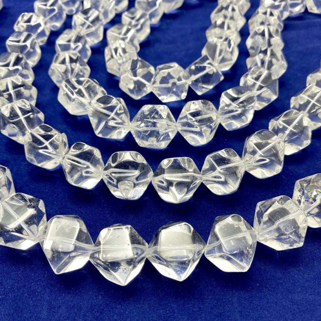 crystal quartz 0477 aa rhomb 14mm