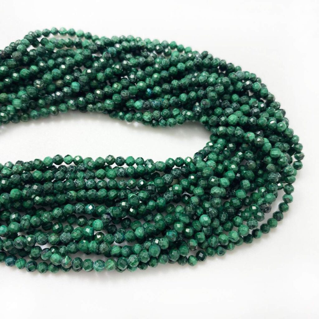 malachite 0812 a faceted round 3mm