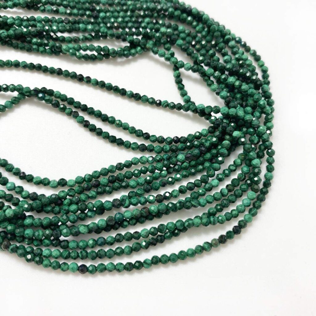 malachite 0818 a faceted round 2mm