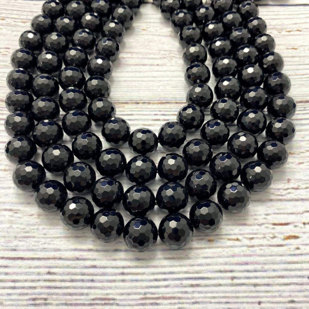 onyx 0413 faceted round 14mm