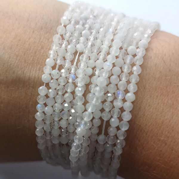 moonstone 0813 faceted round 3mm